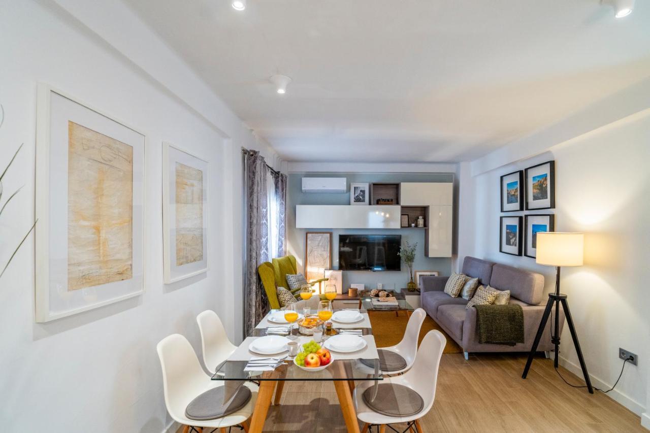 マラガNew Luxury House In The Center! Nuevo Piso De Lujo En El Centro.アパートメント エクステリア 写真