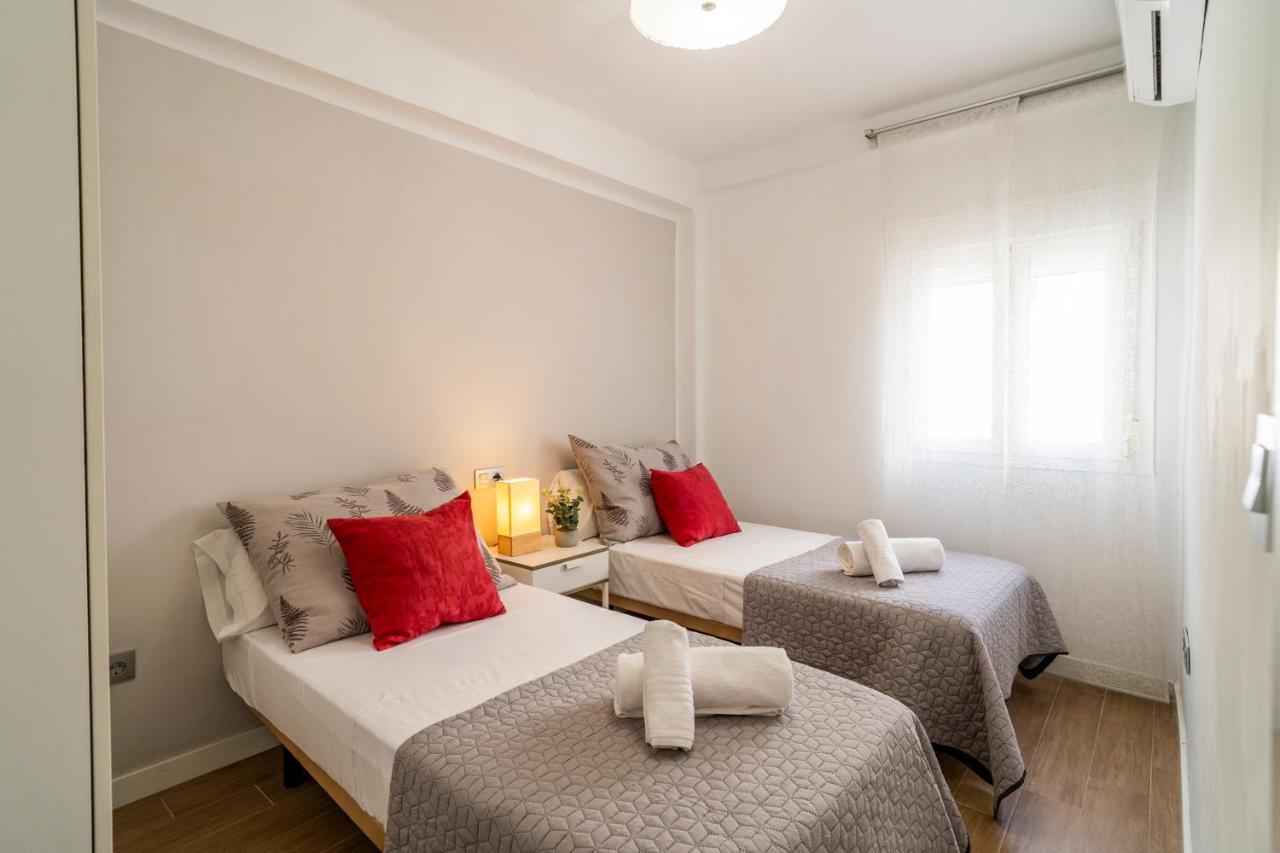 マラガNew Luxury House In The Center! Nuevo Piso De Lujo En El Centro.アパートメント エクステリア 写真