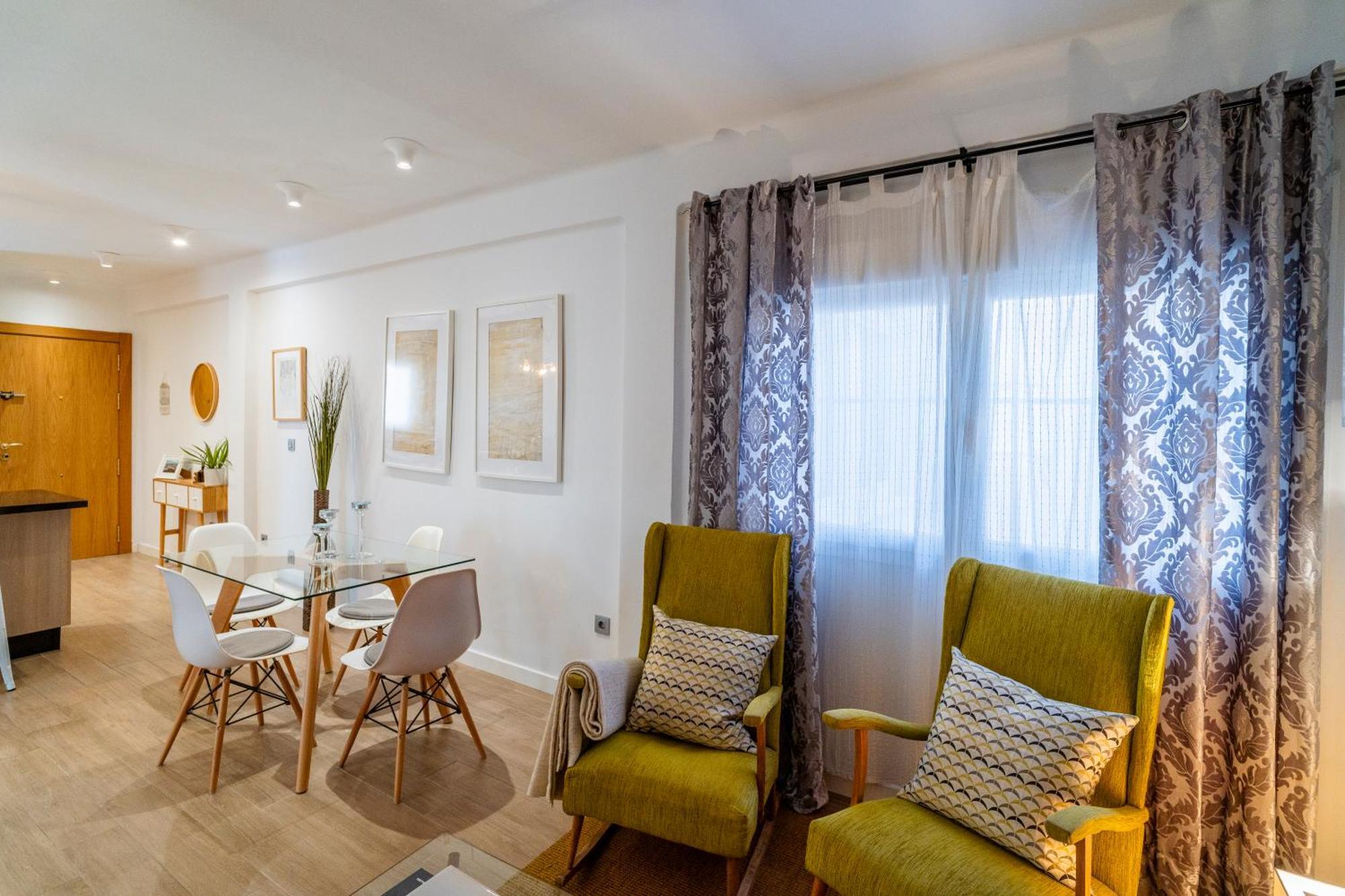 マラガNew Luxury House In The Center! Nuevo Piso De Lujo En El Centro.アパートメント エクステリア 写真